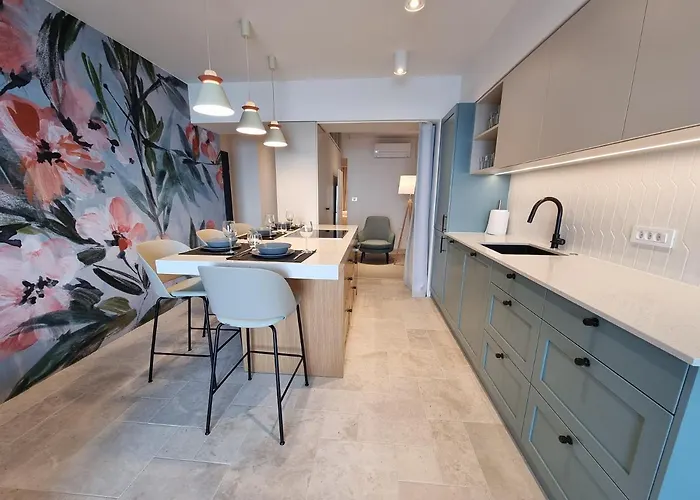 Bella Vista * פיראן